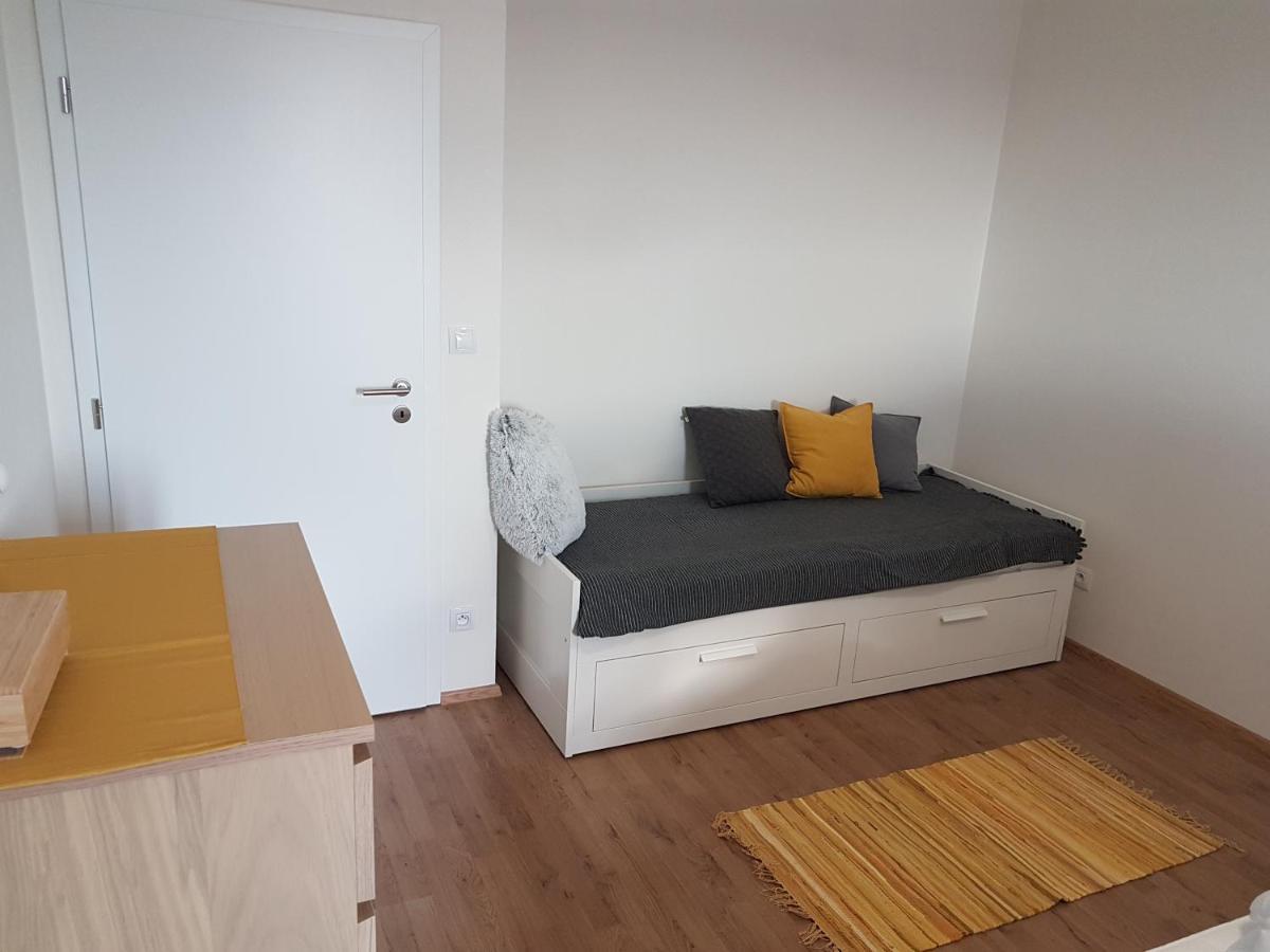 Kavi Apartments #1, Top Sunset View بلزن المظهر الخارجي الصورة